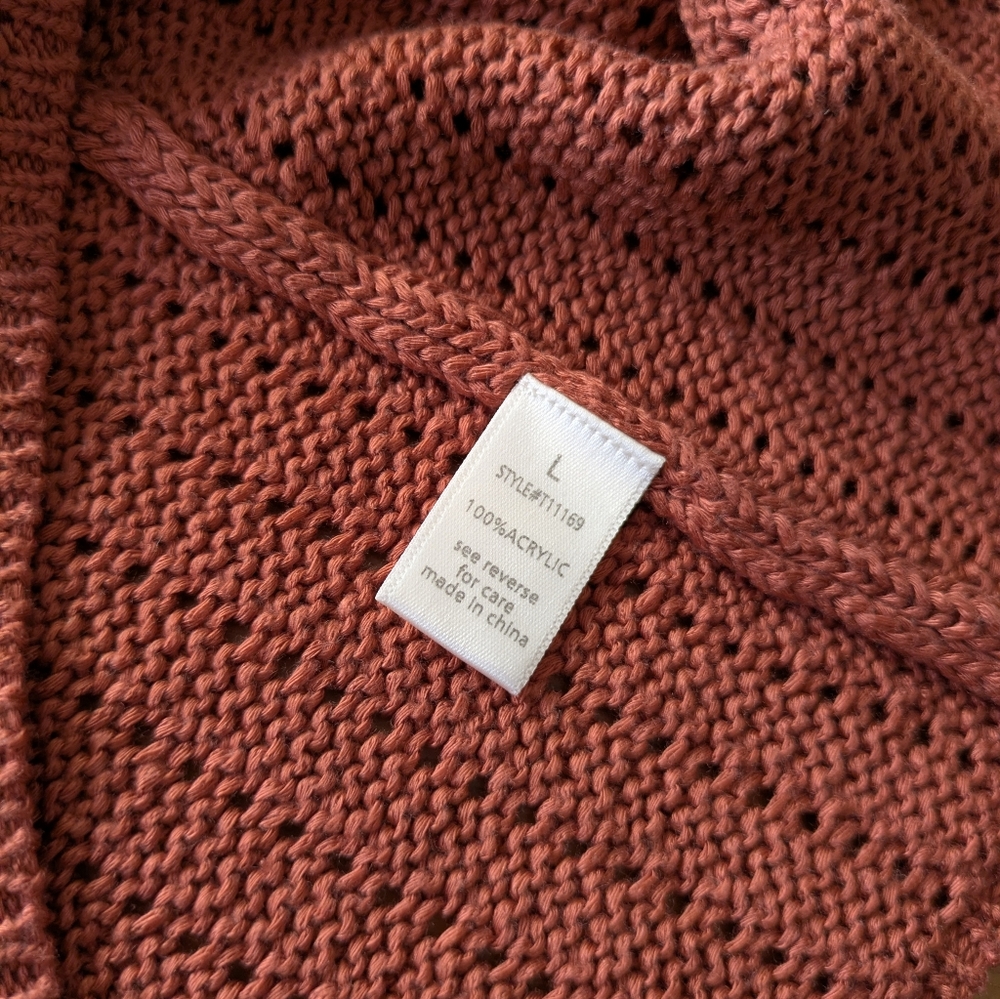 3/$15 Active USA Knit Halter Top in Rust Orange Large - Picture 6 of 6